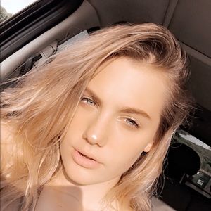 Meet your Posher, Bre